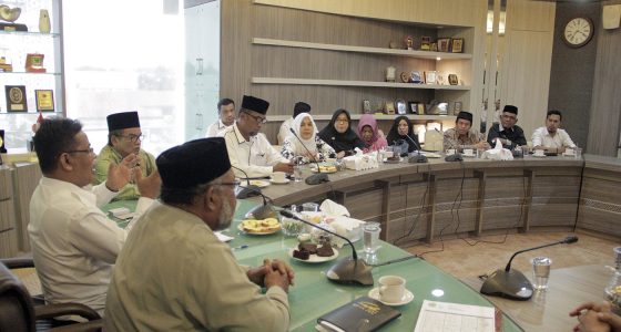Walikota Minta MAA Bukukan Adat Istiadat Banda Aceh