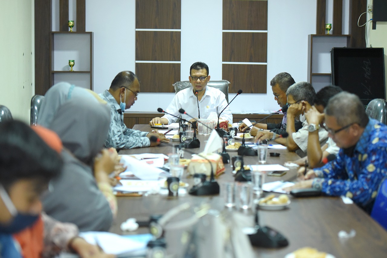 Kesbangpol Banda Aceh Hadiri Rapat dengan Komisi I DPRK Banda Aceh