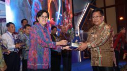 Walikota Banda Aceh Terima Penghargaan dari Menkeu Sri Mulyani